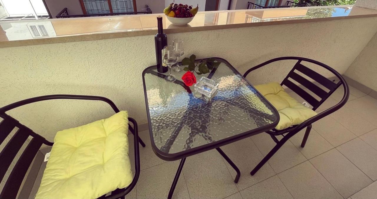 Apartmani Agi Budva Eksteriør bilde